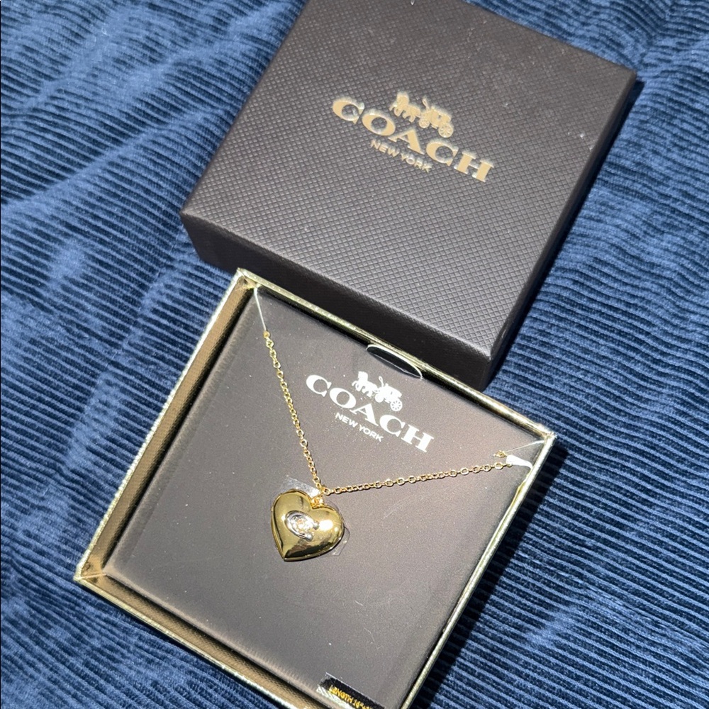 SOLD 🌸Coach Gold open Heart Necklace with Crystal Accent - Picture 1 of 8
